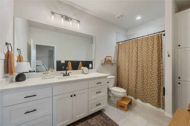 1902 Lamona Court, Bryan, TX 77801