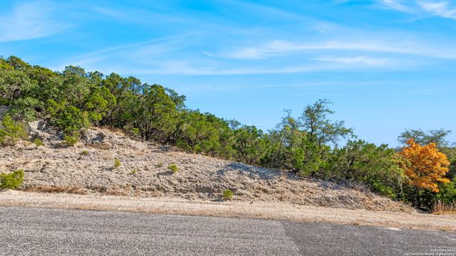 23625 Up Mountain Trail, San Antonio, TX 78255