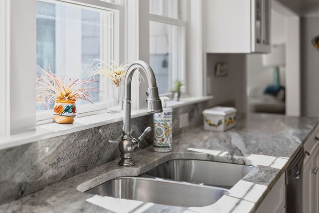 234 Round Cove Rd, Chatham, MA 02633