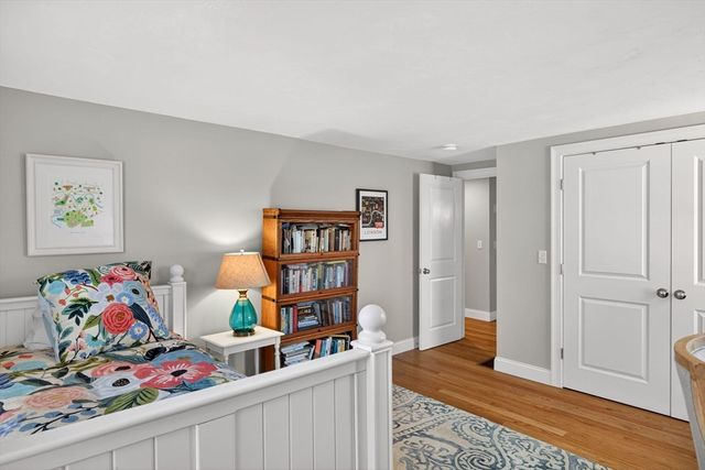 234 Round Cove Rd, Chatham, MA 02633