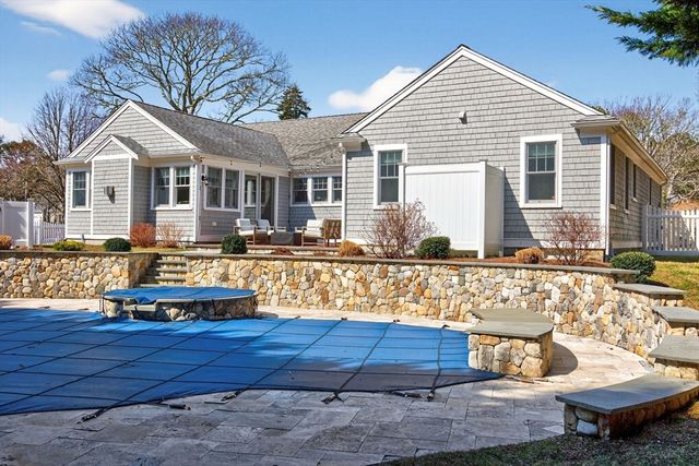 234 Round Cove Rd, Chatham, MA 02633