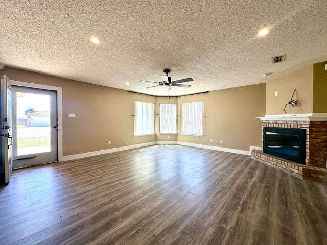 6106 9th Street, Lubbock, TX 79416