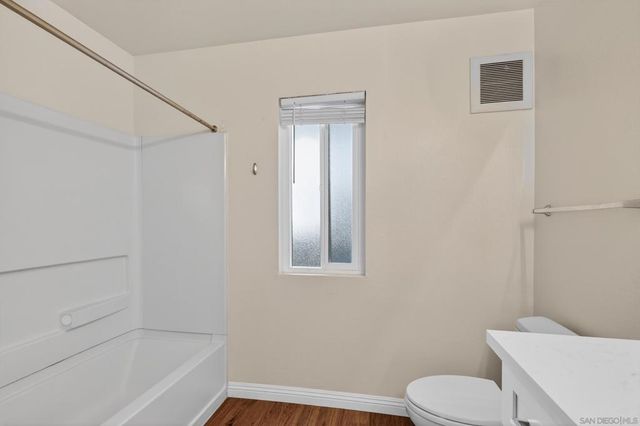 7545 Charmant Dr 1307, San Diego, CA 92122