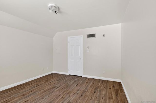 7545 Charmant Dr 1307, San Diego, CA 92122