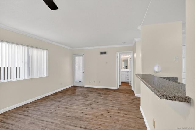 7545 Charmant Dr 1307, San Diego, CA 92122