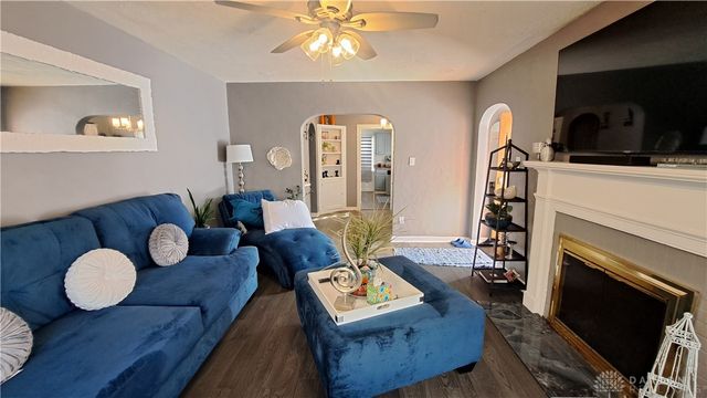 148 Valleyview Drive, Dayton, OH 45405