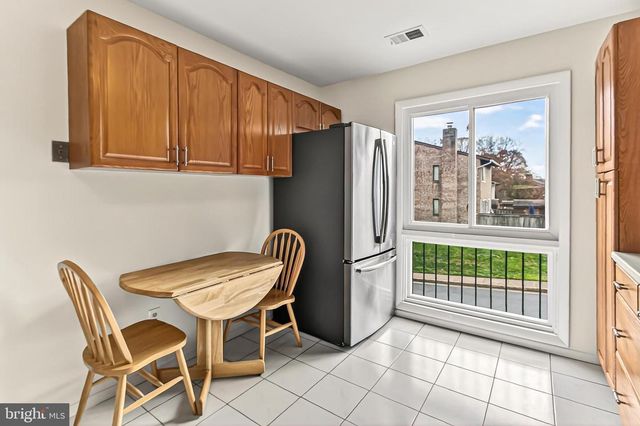 3003 MISSION SQUARE DR, Fairfax, VA 22031