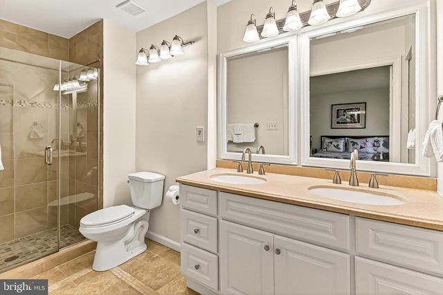 3003 MISSION SQUARE DR, Fairfax, VA 22031