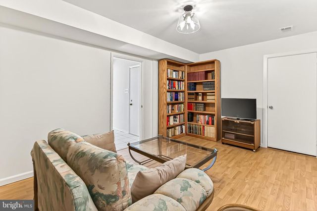 3003 MISSION SQUARE DR, Fairfax, VA 22031