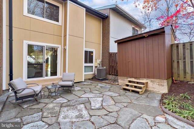 3003 MISSION SQUARE DR, Fairfax, VA 22031