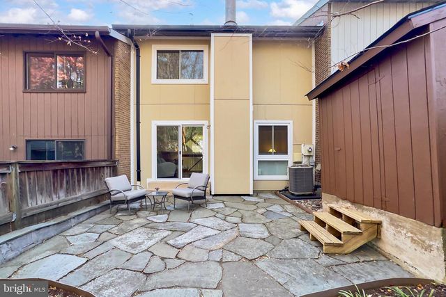 3003 MISSION SQUARE DR, Fairfax, VA 22031