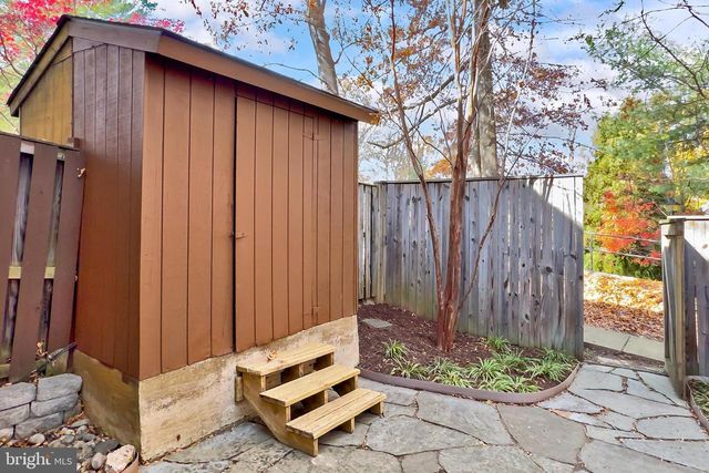 3003 MISSION SQUARE DR, Fairfax, VA 22031