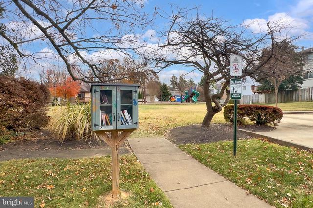 3003 MISSION SQUARE DR, Fairfax, VA 22031