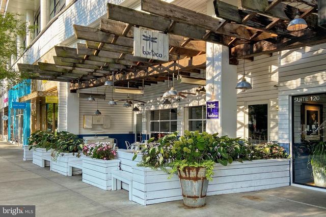 3003 MISSION SQUARE DR, Fairfax, VA 22031