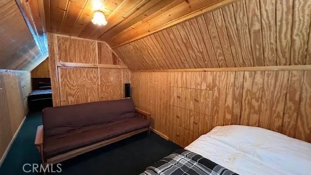 658 Dahlia Drive, Green Valley Lake, CA 92341