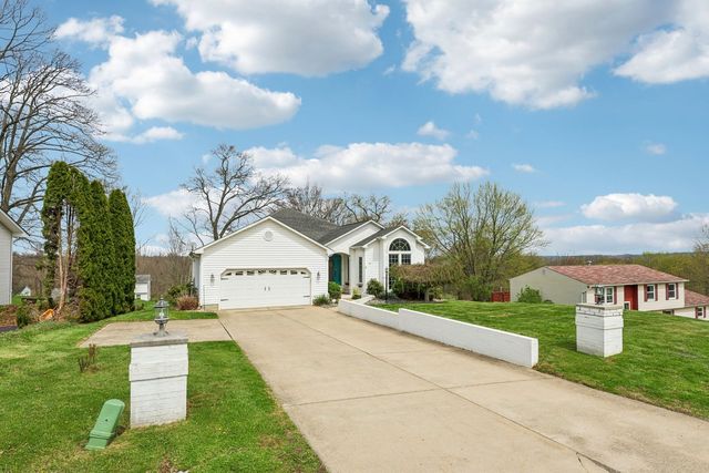 8 Leslie DRIVE, Mahoning Twp, PA 16116