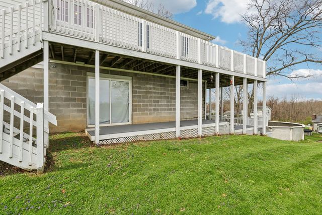 8 Leslie DRIVE, Mahoning Twp, PA 16116