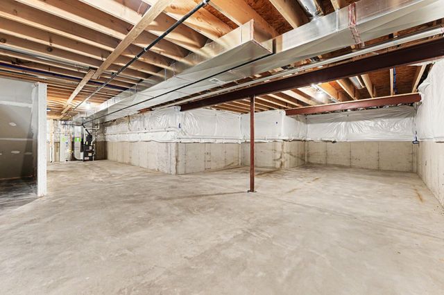 11602 Clyde Drive, Winfield, IN 46307