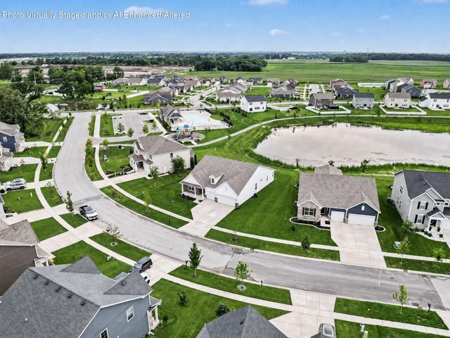 11602 Clyde Drive, Winfield, IN 46307