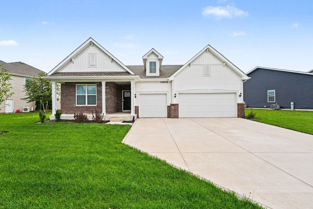 11602 Clyde Drive, Winfield, IN 46307