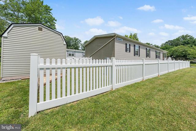 474 BARRINGTON RD, Macungie, PA 18062