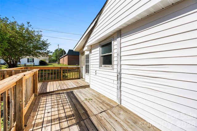 709 A Street, Bessemer City, NC 28016