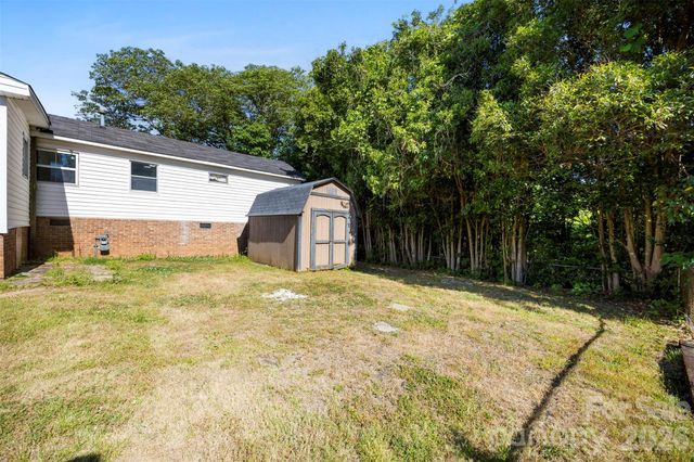 709 A Street, Bessemer City, NC 28016