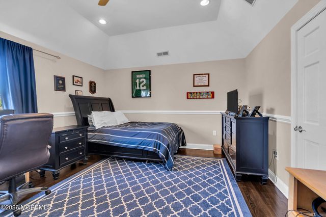 22 Chagall Road, Marlboro, NJ 07746