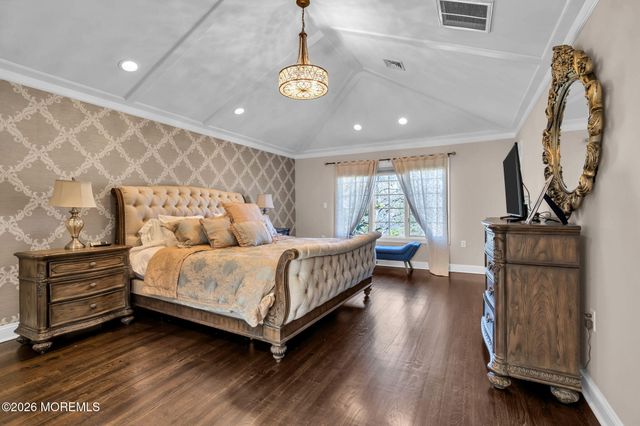 22 Chagall Road, Marlboro, NJ 07746