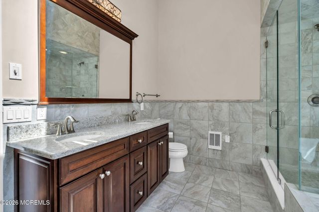 22 Chagall Road, Marlboro, NJ 07746