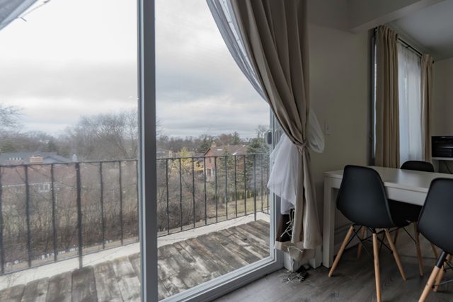 2515 E Olive Street 4H, Arlington Heights, IL 60004