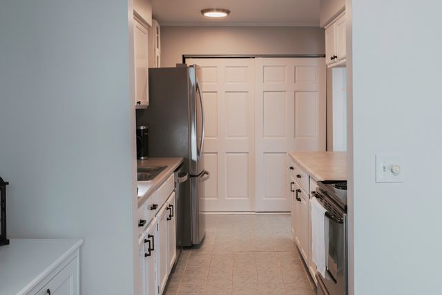 2515 E Olive Street 4H, Arlington Heights, IL 60004