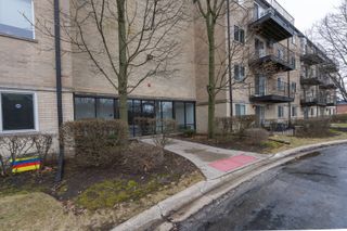 2515 E Olive Street 4H, Arlington Heights, IL 60004