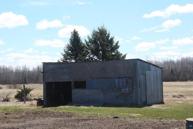 3032 S Hanson Rd, South Range, WI 54874