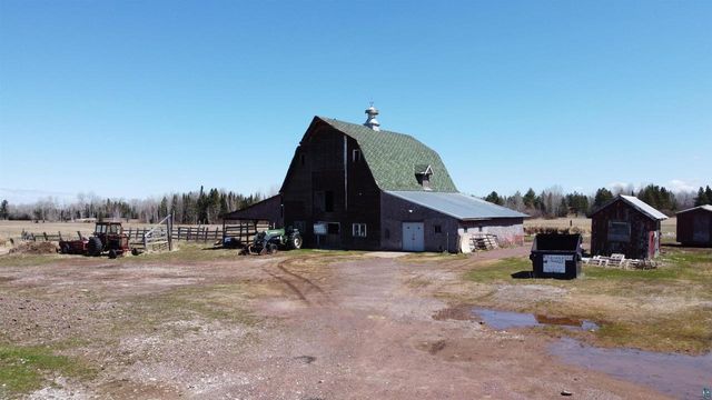 3032 S Hanson Rd, South Range, WI 54874