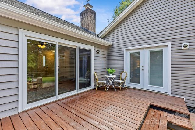 333 Longbridge Drive, Matthews, NC 28105