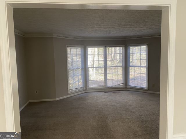 1720 Ridgefield Drive, Roswell, GA 30075