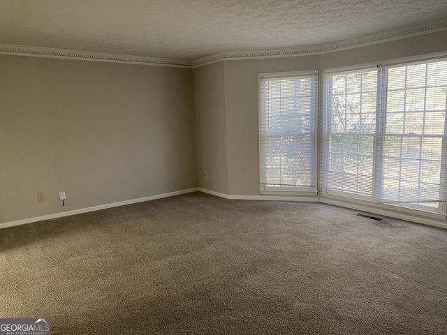 1720 Ridgefield Drive, Roswell, GA 30075