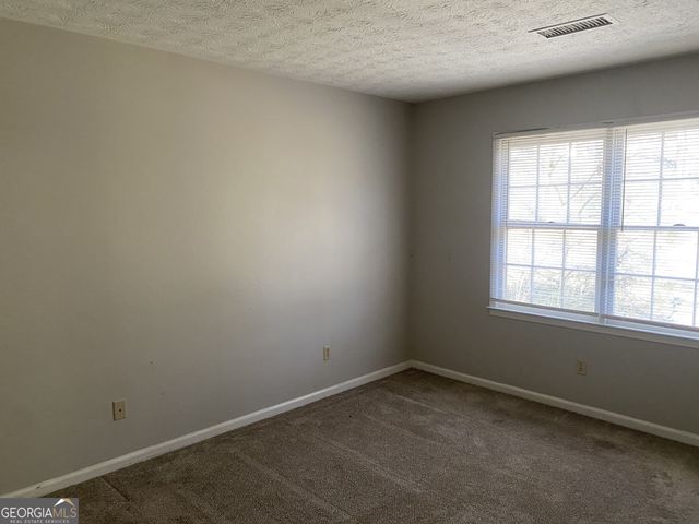 1720 Ridgefield Drive, Roswell, GA 30075