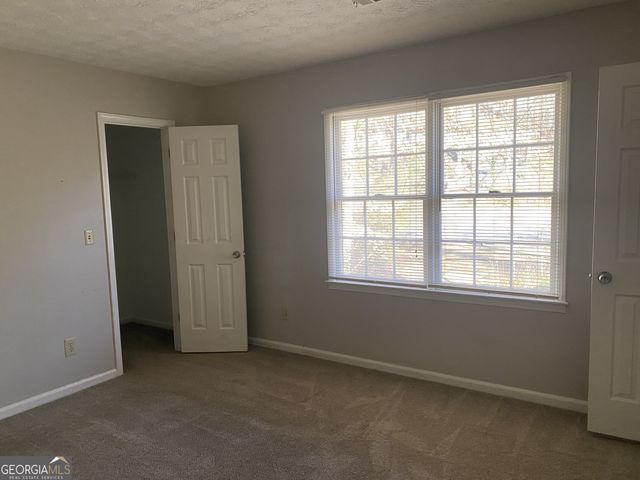 1720 Ridgefield Drive, Roswell, GA 30075