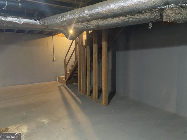 1720 Ridgefield Drive, Roswell, GA 30075