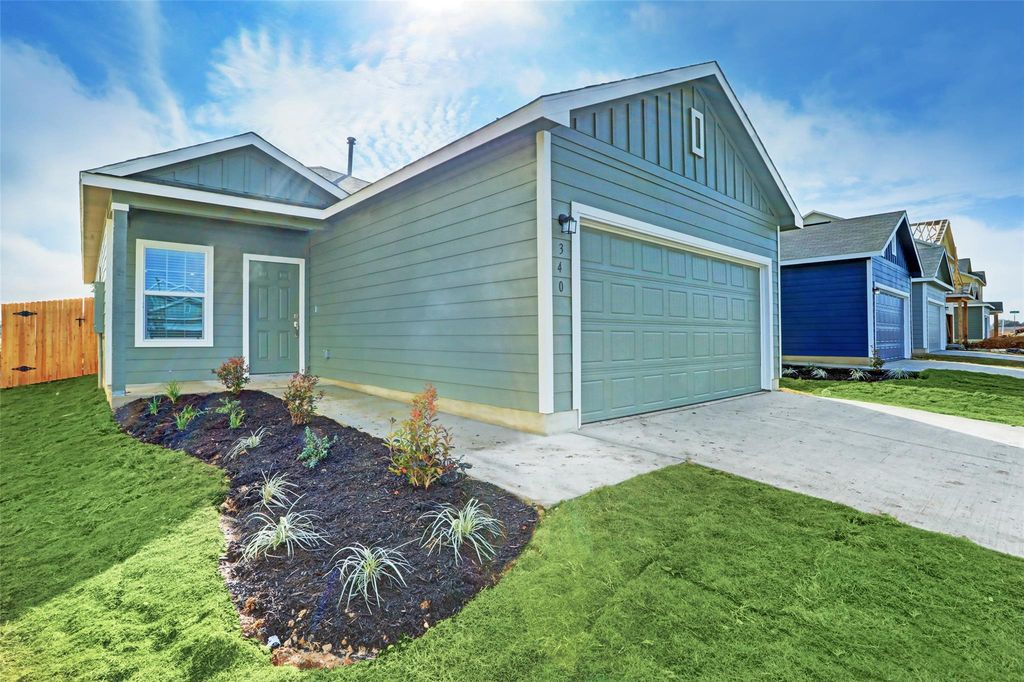 340 Geode GLN, San Marcos, TX 78656