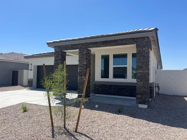 15645 W Desert Hollow Drive, Surprise, AZ 85387