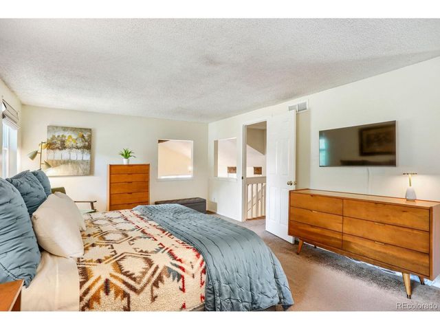 7883 S Ulster St, Centennial, CO 80112