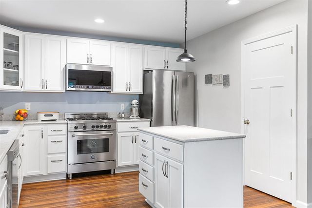 82 Euclid Street, South Haven, MI 49090