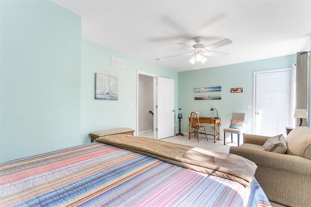 82 Euclid Street, South Haven, MI 49090