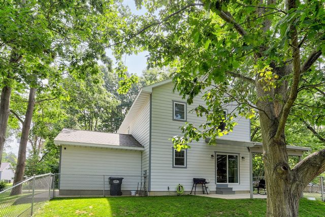 82 Euclid Street, South Haven, MI 49090