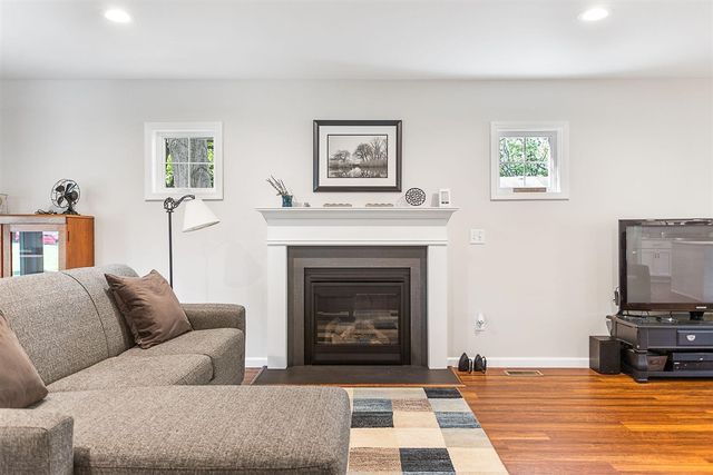 82 Euclid Street, South Haven, MI 49090