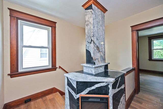 3417 Algona Place, Cincinnati, OH 45207