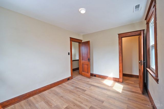 3417 Algona Place, Cincinnati, OH 45207